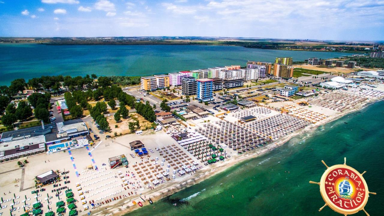 Club De Vacanta Corabia Piratilor-Mamaia Nord นาโวดาริ ภายนอก รูปภาพ
