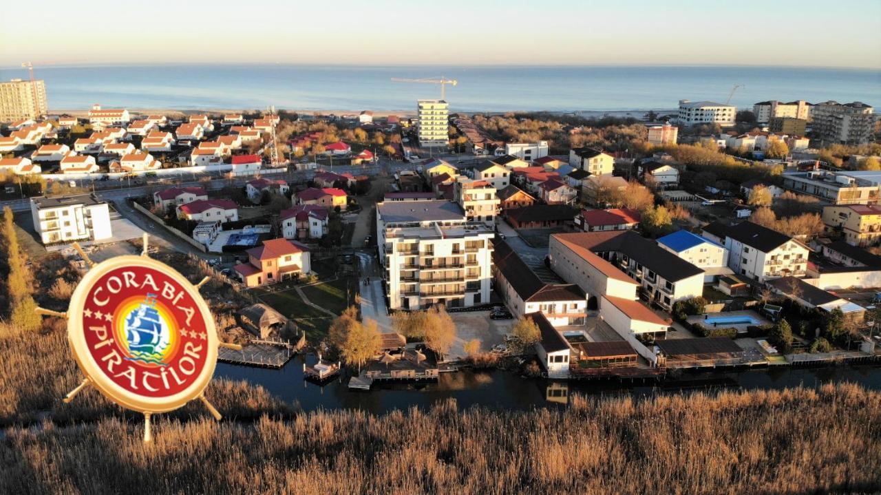 Club De Vacanta Corabia Piratilor-Mamaia Nord นาโวดาริ ภายนอก รูปภาพ